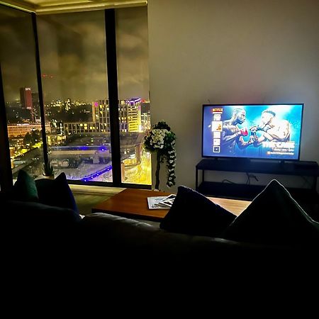 Premium Deals L Last-Minute Stay L 4 Min Walk To Birmingham Central Library L 18Th Floor 2 Bed 2 Bath City Centre Penthouse With Gym & Netflix By Jvt Short Lets Екстериор снимка