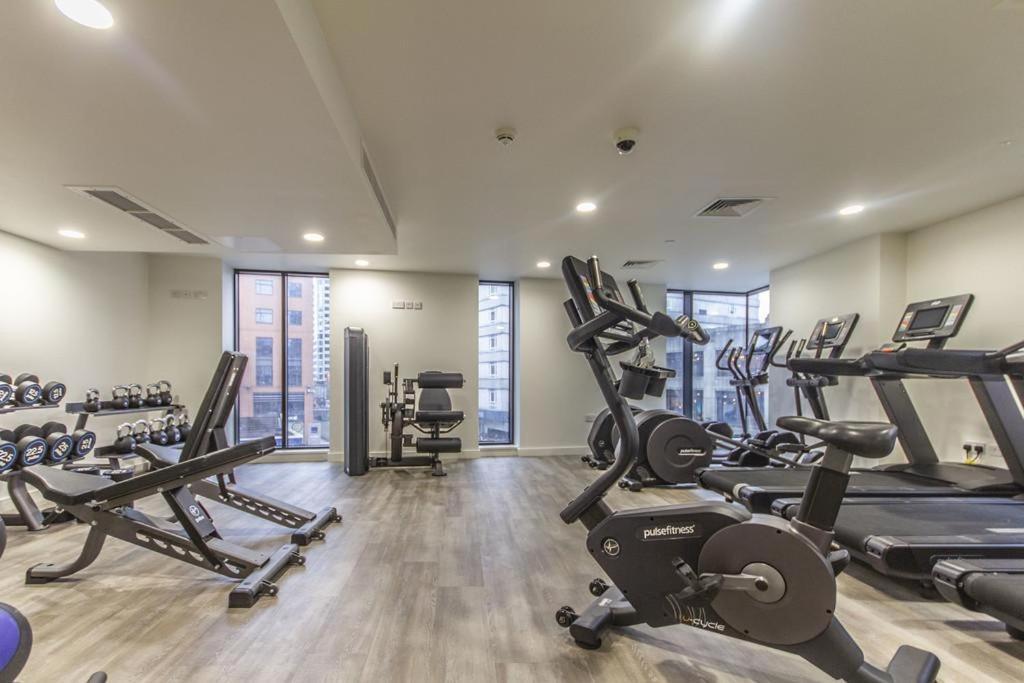 Premium Deals L Last-Minute Stay L 4 Min Walk To Birmingham Central Library L 18Th Floor 2 Bed 2 Bath City Centre Penthouse With Gym & Netflix By Jvt Short Lets Екстериор снимка